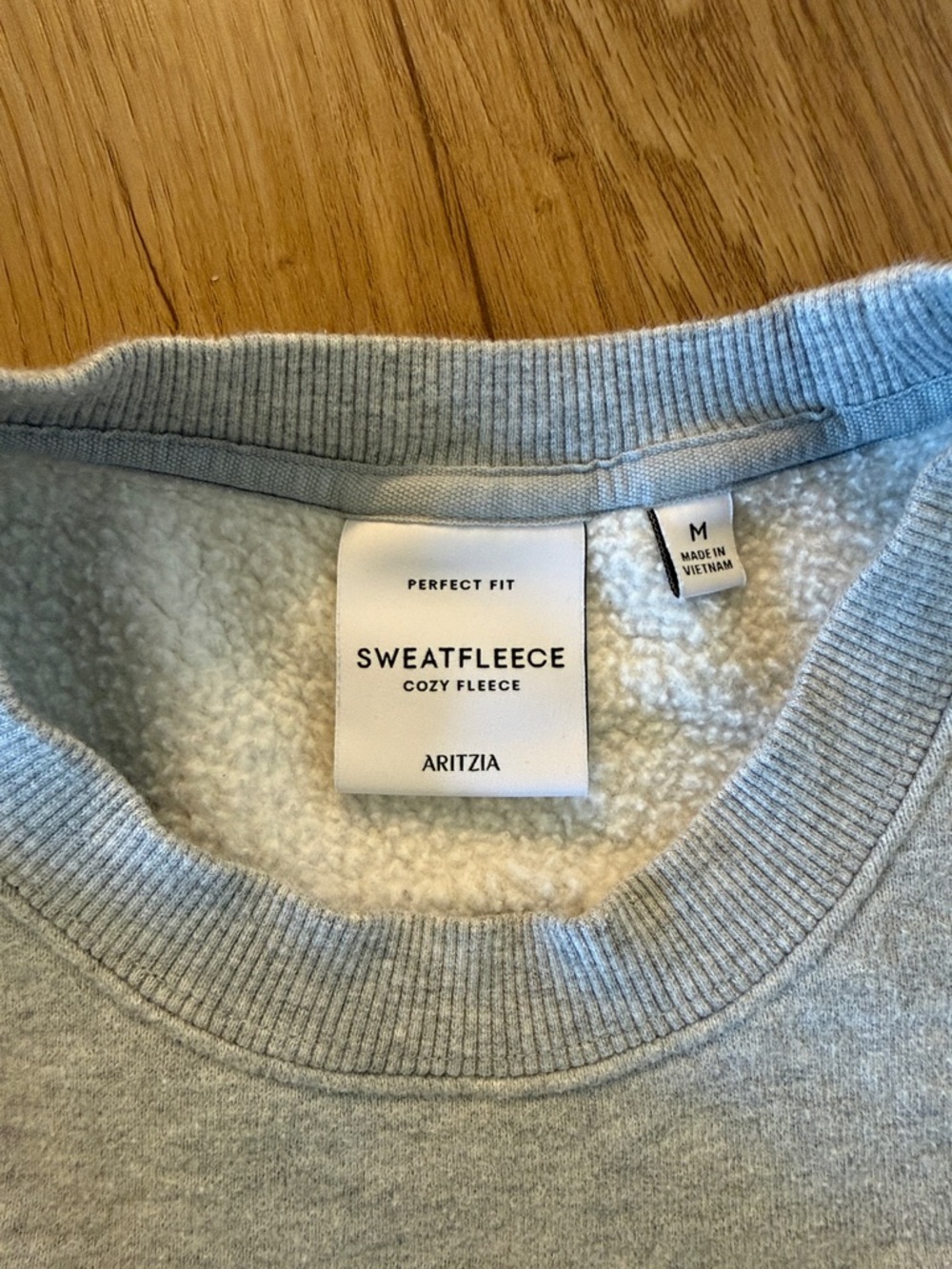 Aritzia Light Gray Crewneck Sweater - Picture 2 of 3